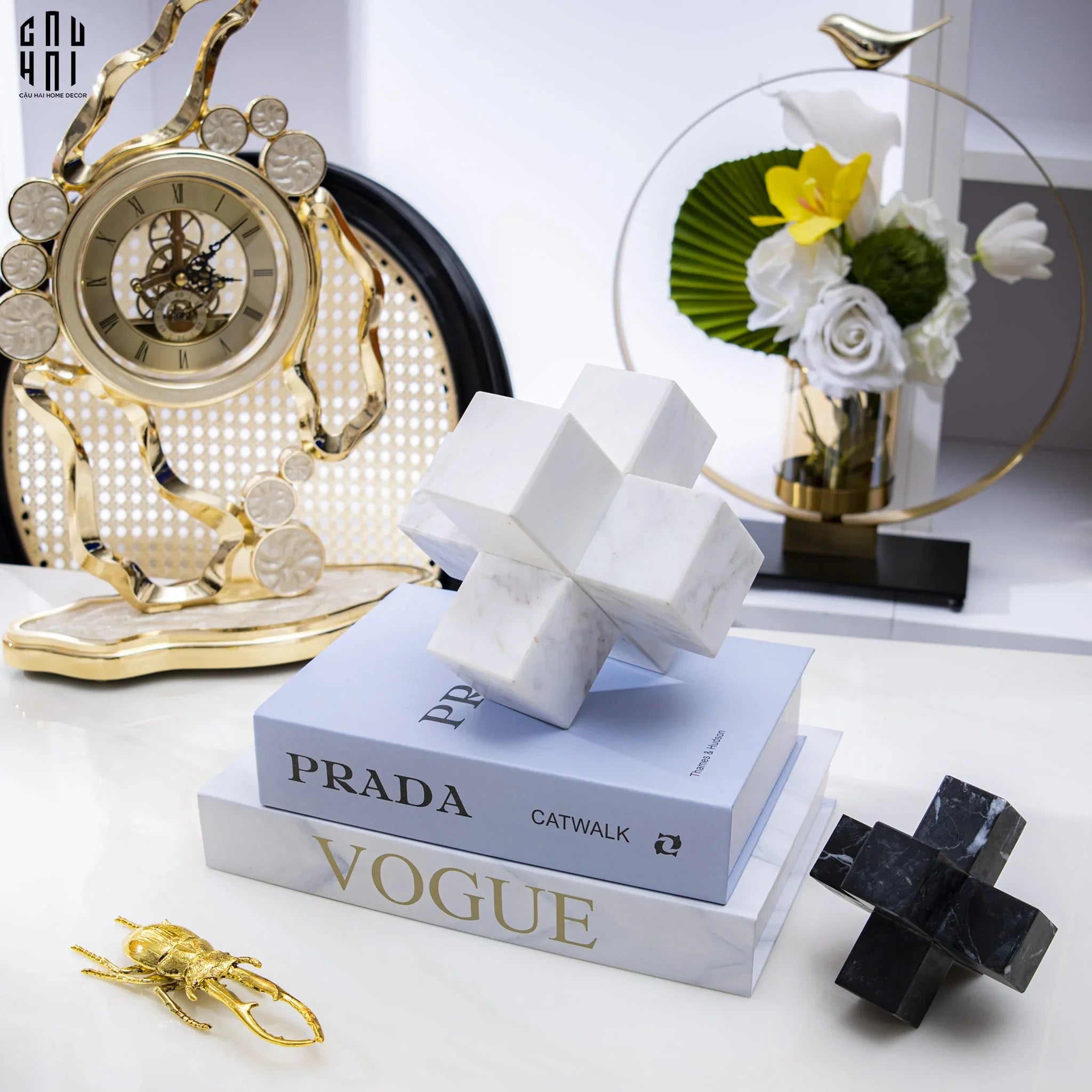 HOME COUTURE - SET TƯỢNG MARBLE CROSS REFLECTION - SS25-CẬU HAI HOME DECOR