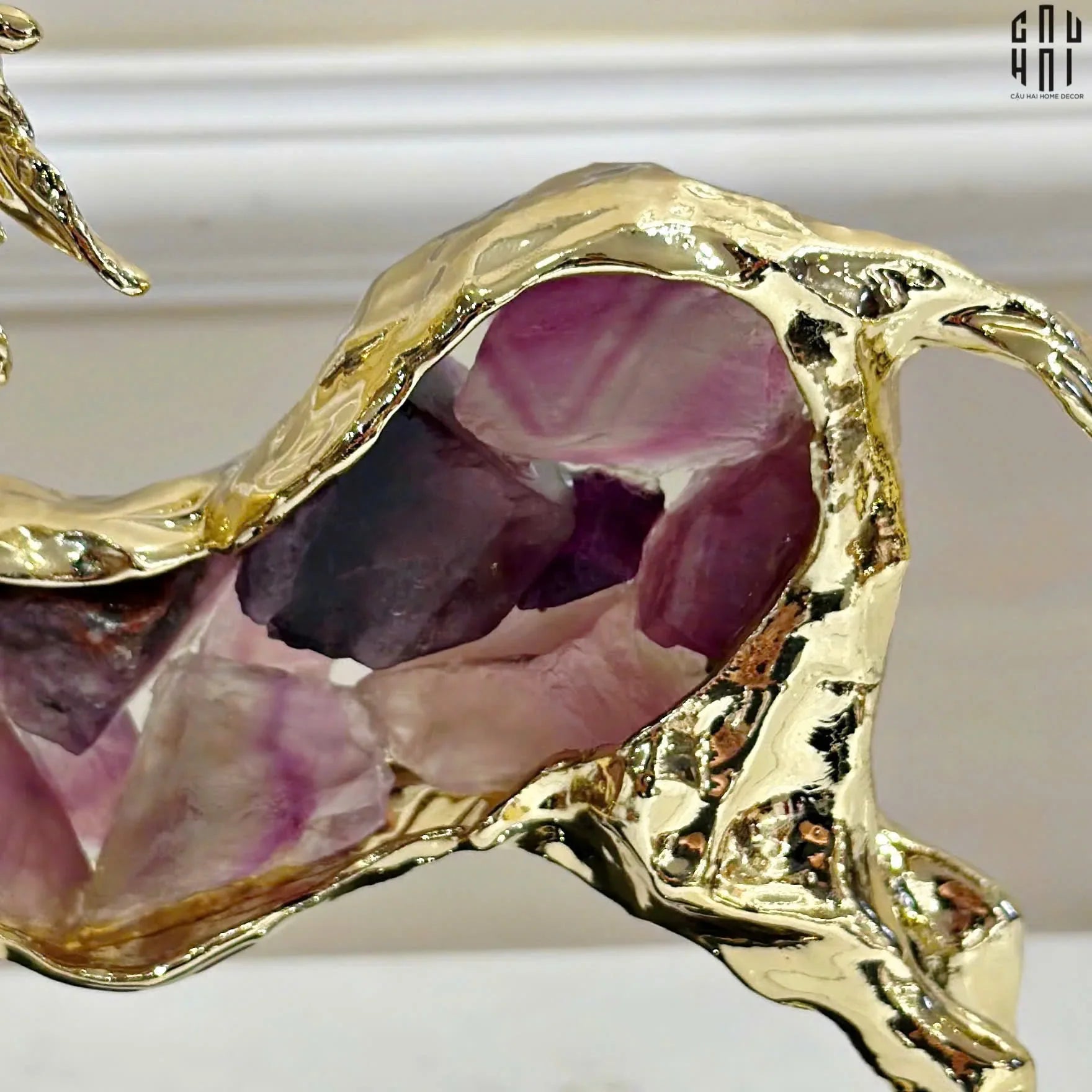 HOME COUTURE - TƯỢNG HƯƠU ĐỒNG ĐÁ QUÝ BOLTING ELK SS25-CẬU HAI HOME DECOR