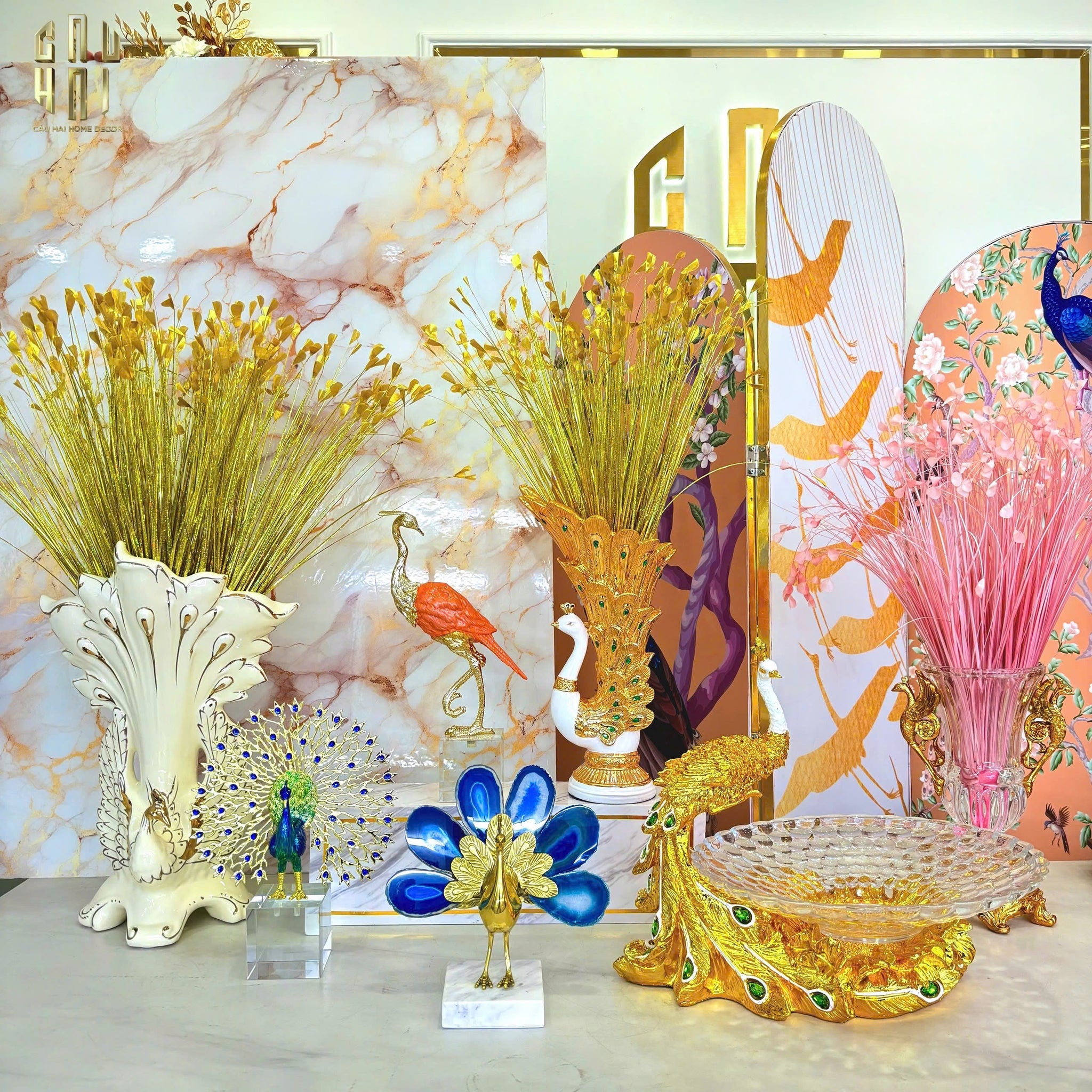 HOME COUTURE - TƯỢNG KIM KHỔNG TƯỚC BRASSON JEWELRY THE VANITY OF HERA SS25-CẬU HAI HOME DECOR