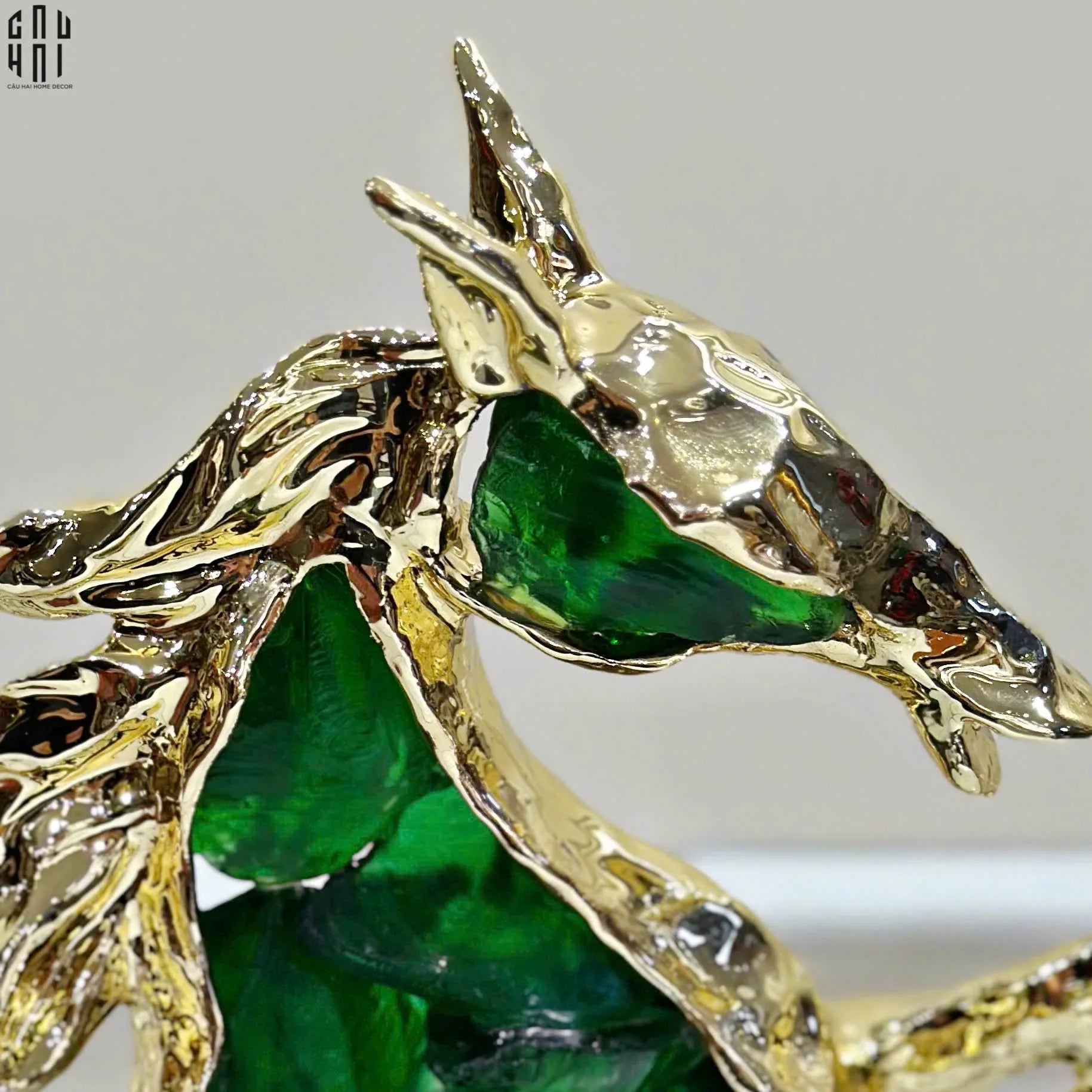 HOME COUTURE - TƯỢNG NGỰA ĐỒNG ĐÁ QUÝ GILDED CAVALIER AVENTURINE-CẬU HAI HOME DECOR