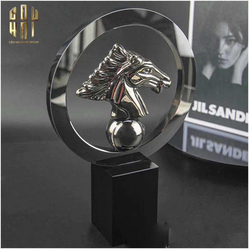 HOME COUTURE - TƯỢNG NGỰA PHA LÊ HORSEPOWER-CẬU HAI HOME DECOR