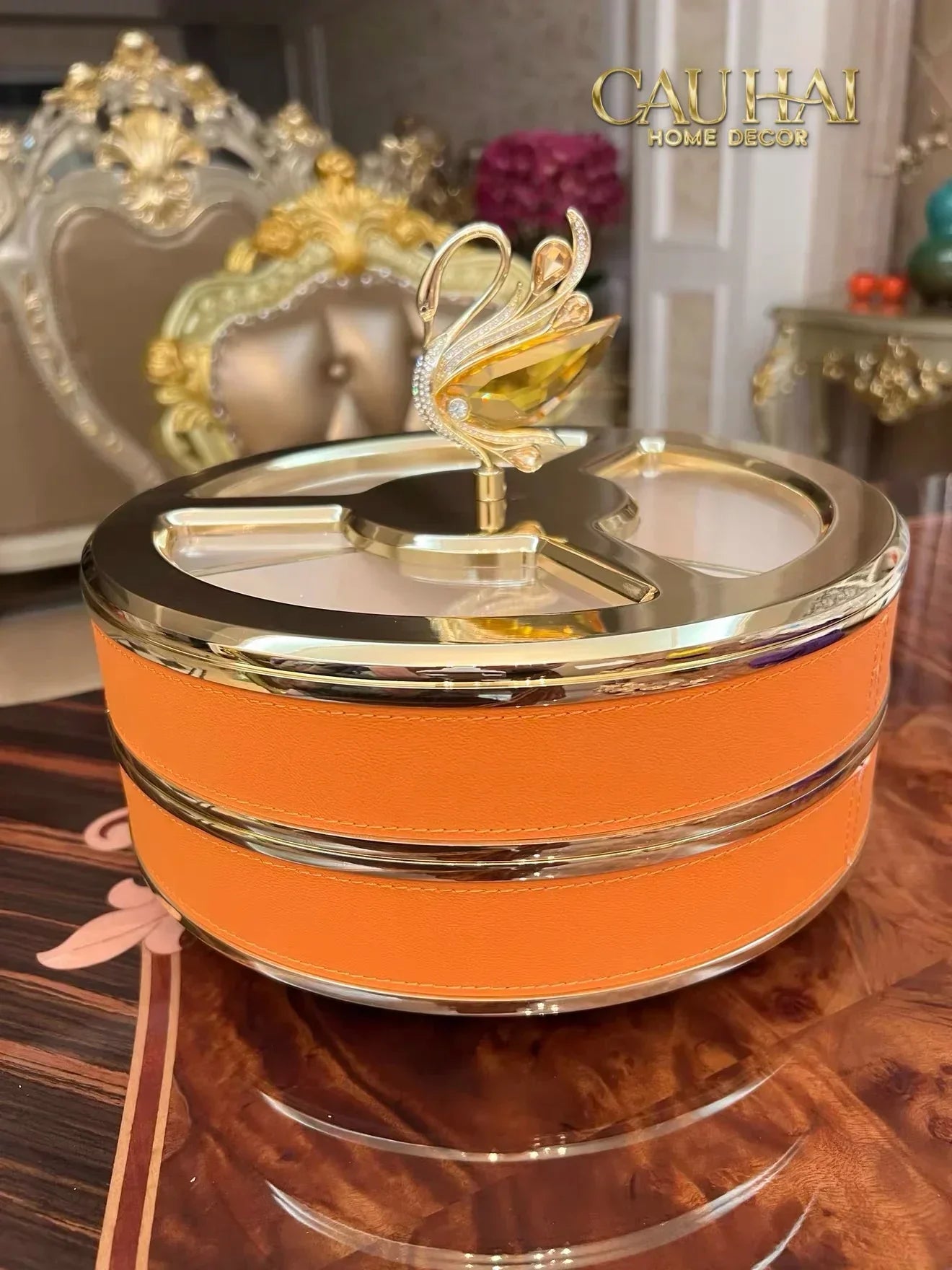 Hộp Bánh Mứt Thiên Nga Jewelry Swan Solitaire Vermilion Patina 26x17-CẬU HAI HOME DECOR