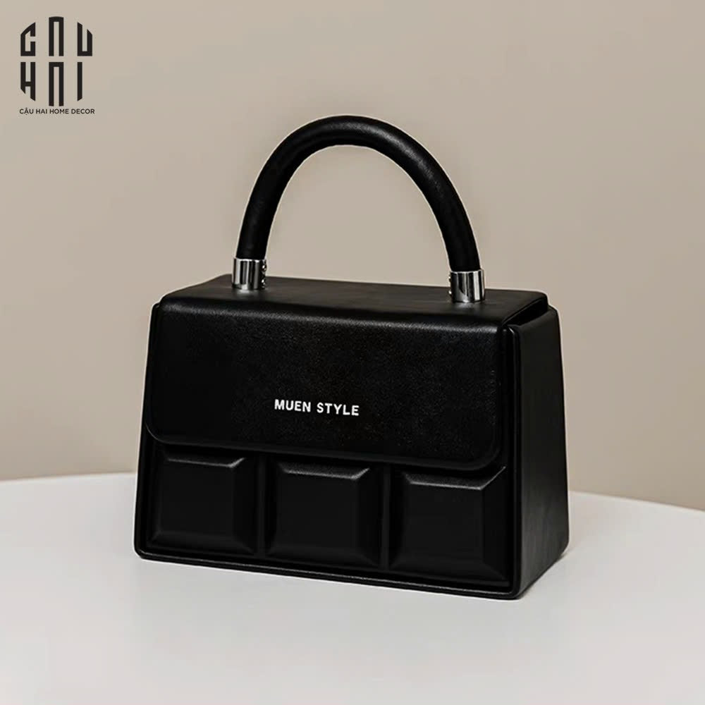 Hộp Khăn Giấy Da Savoir "La Damme Iconique" Lady Bag-CẬU HAI HOME DECOR