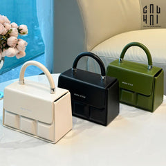 Hộp Khăn Giấy Da Savoir "La Damme Iconique" Lady Bag-CẬU HAI HOME DECOR