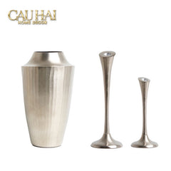 Indira Maison Couture - Bình Hoa Hợp Kim Metalic Platinum Fluted Silhouette Vase 17x6.9x30-CẬU HAI HOME DECOR