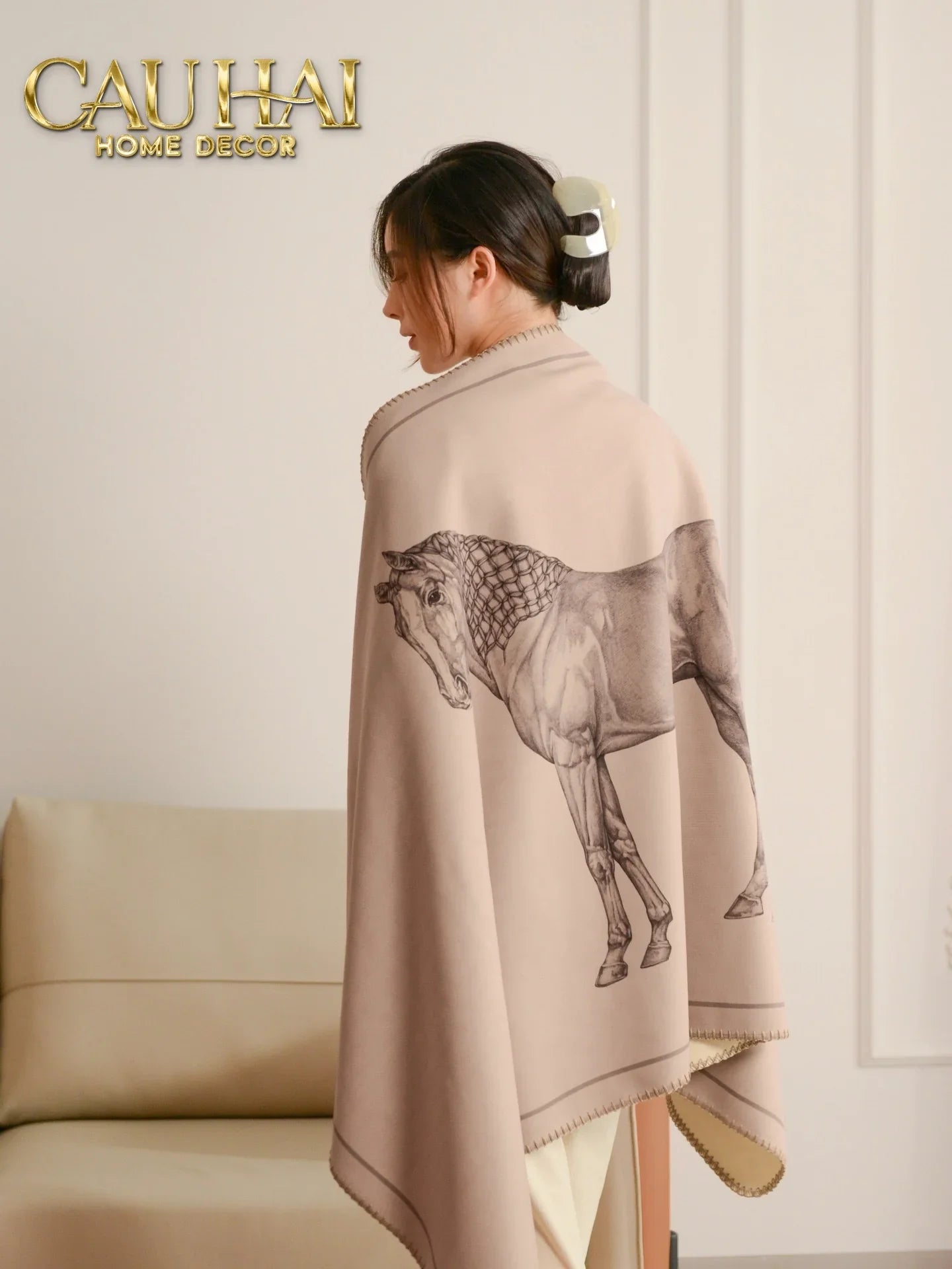 Khăn Cashmere Couture 55x180 - Le Cheval Solitaire - Button Édition-CẬU HAI HOME DECOR