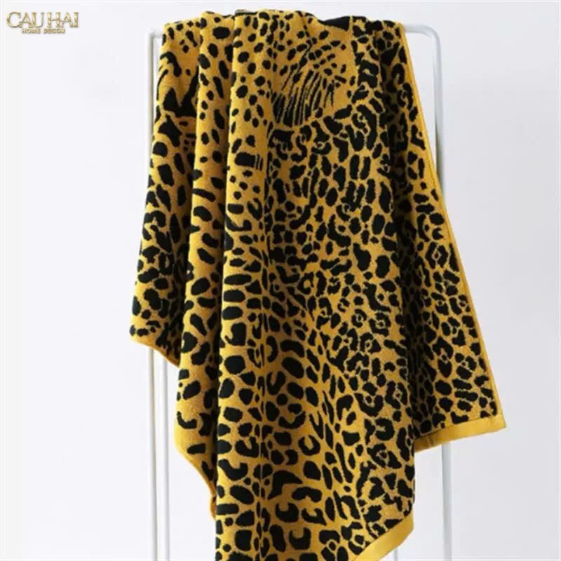 KHĂN TẮM 70X140 - LEOPARD PREMIUM BATH TOWEL - CẬU HAI HOME DECOR