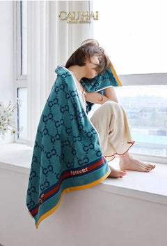 Khăn Tắm 70X140 Verte - Cobalt Navy Gg Bath Towel-CẬU HAI HOME DECOR