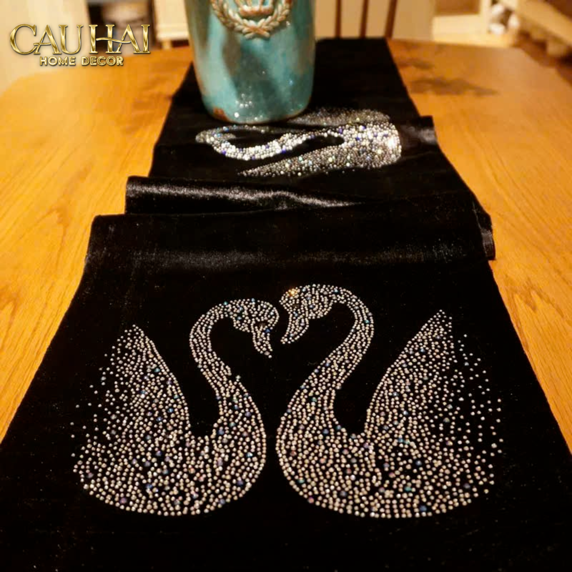 KHĂN TRẢI BÀN - ENIGMA SWAN VELVET TABLE RUNNER 30x220 - CẬU HAI HOME DECOR