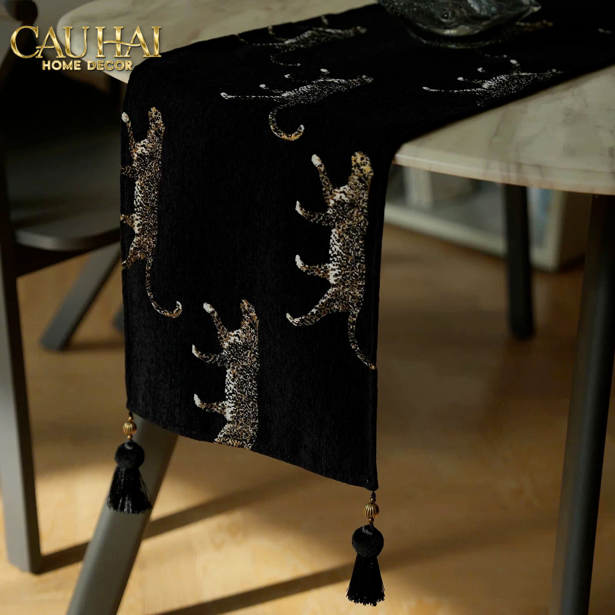 KHĂN TRẢI BÀN JARGUAR SAVOIR TABLE RUNNER 30X240 - CẬU HAI HOME DECOR