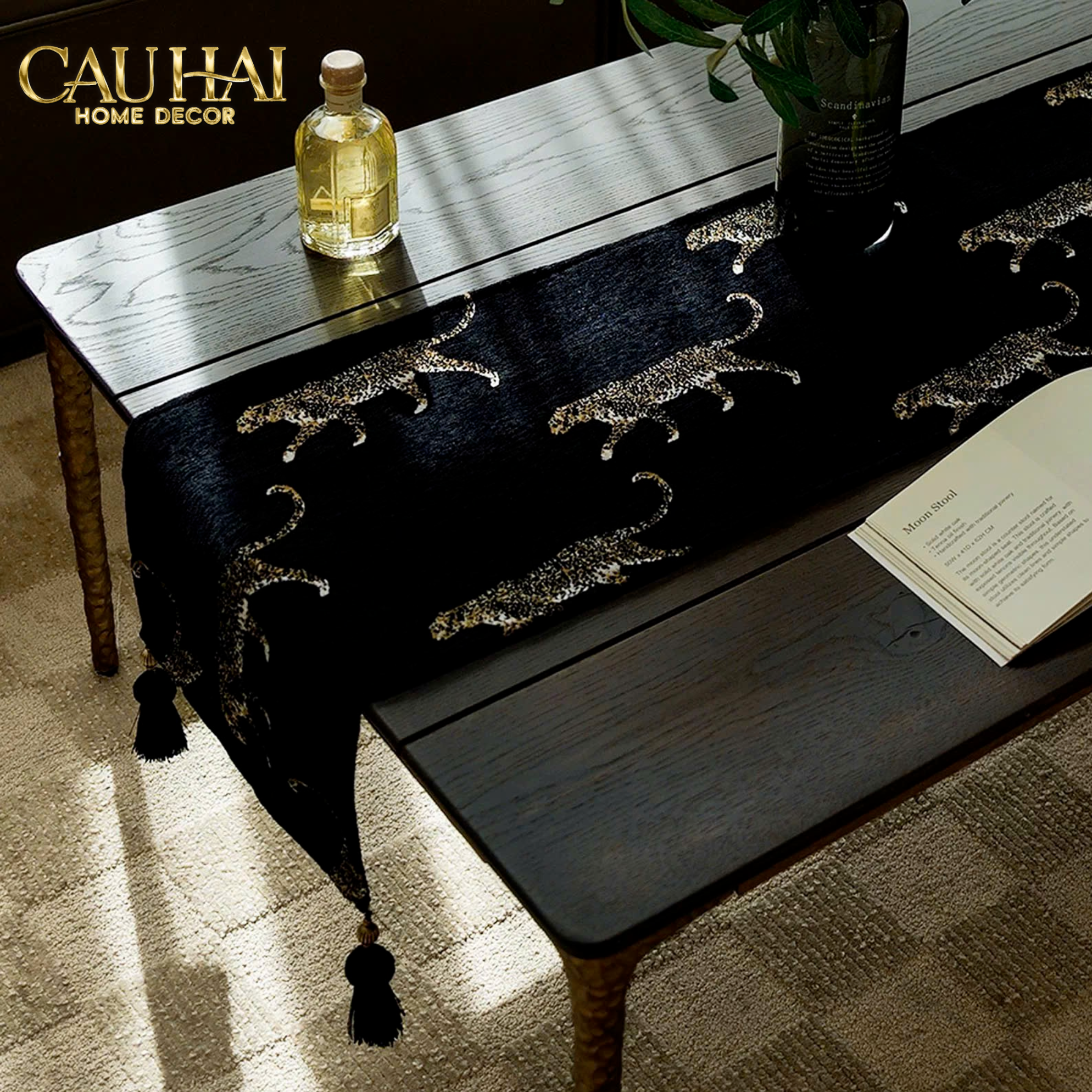 KHĂN TRẢI BÀN JARGUAR SAVOIR TABLE RUNNER 30X240 - CẬU HAI HOME DECOR