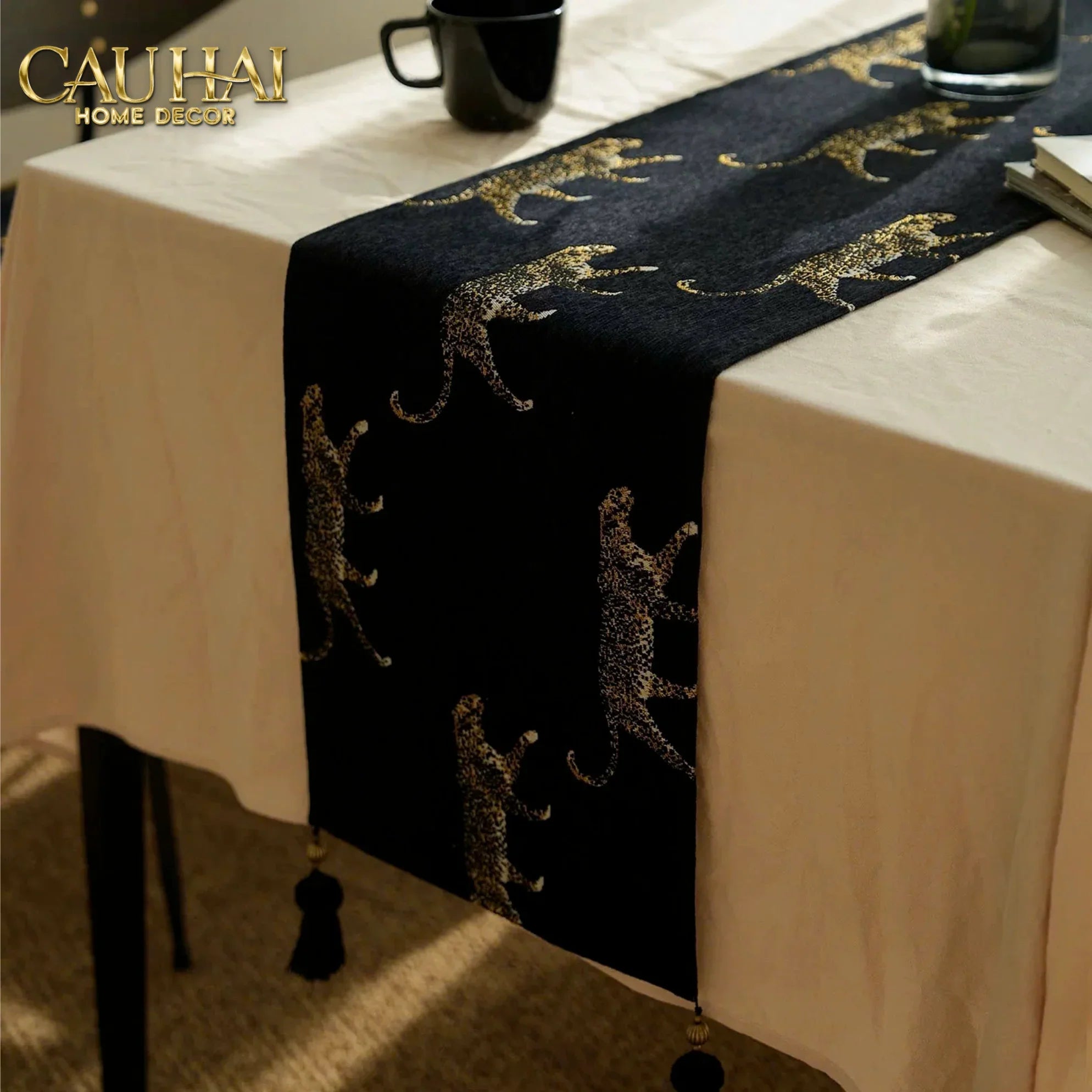 Khăn Trải Bàn - Jarguar Savoir Table Runner 30X240-CẬU HAI HOME DECOR