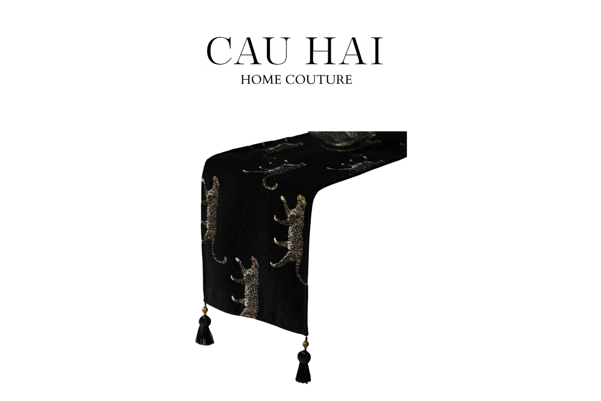 Khăn Trải Bàn - Jarguar Savoir Table Runner 30X240-CẬU HAI HOME DECOR