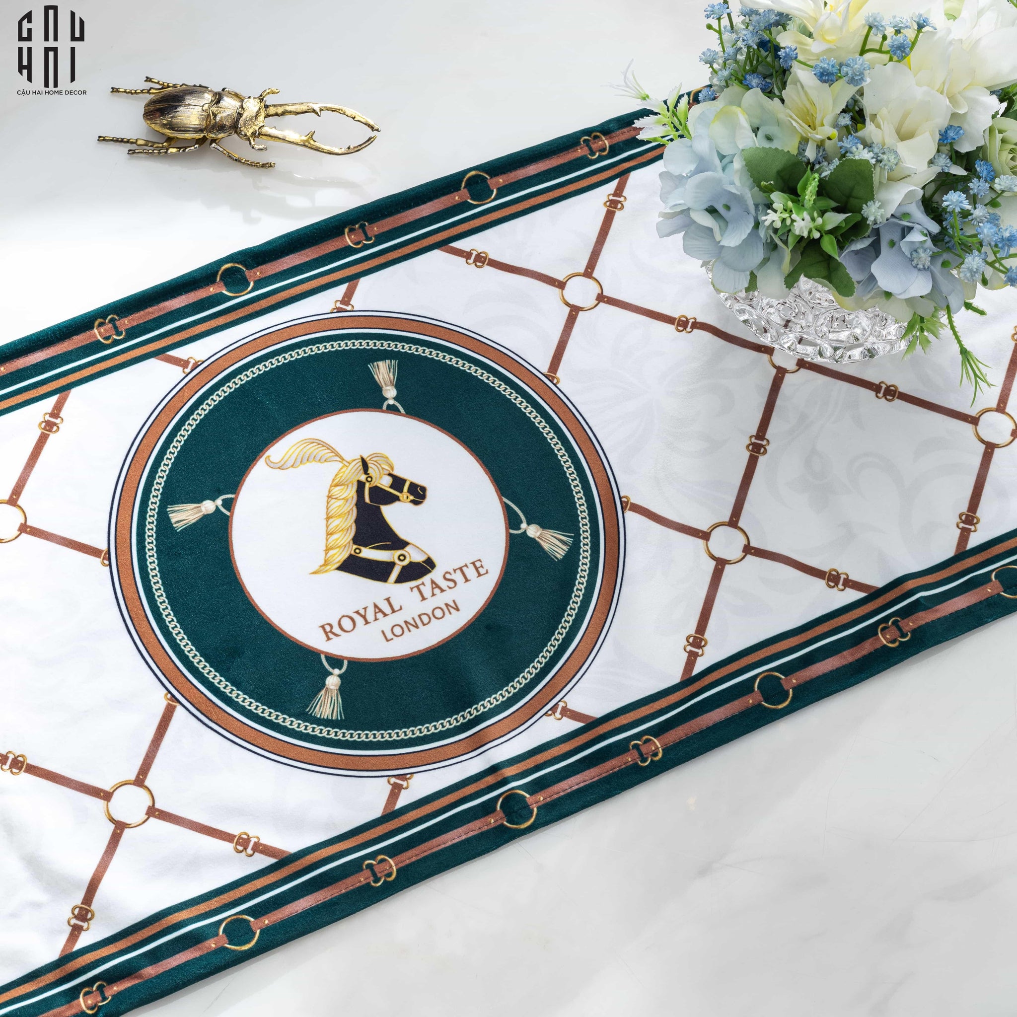 Khăn Trải Bàn Vert Chevaux 2M6 Velvet Table Runner-CẬU HAI HOME DECOR
