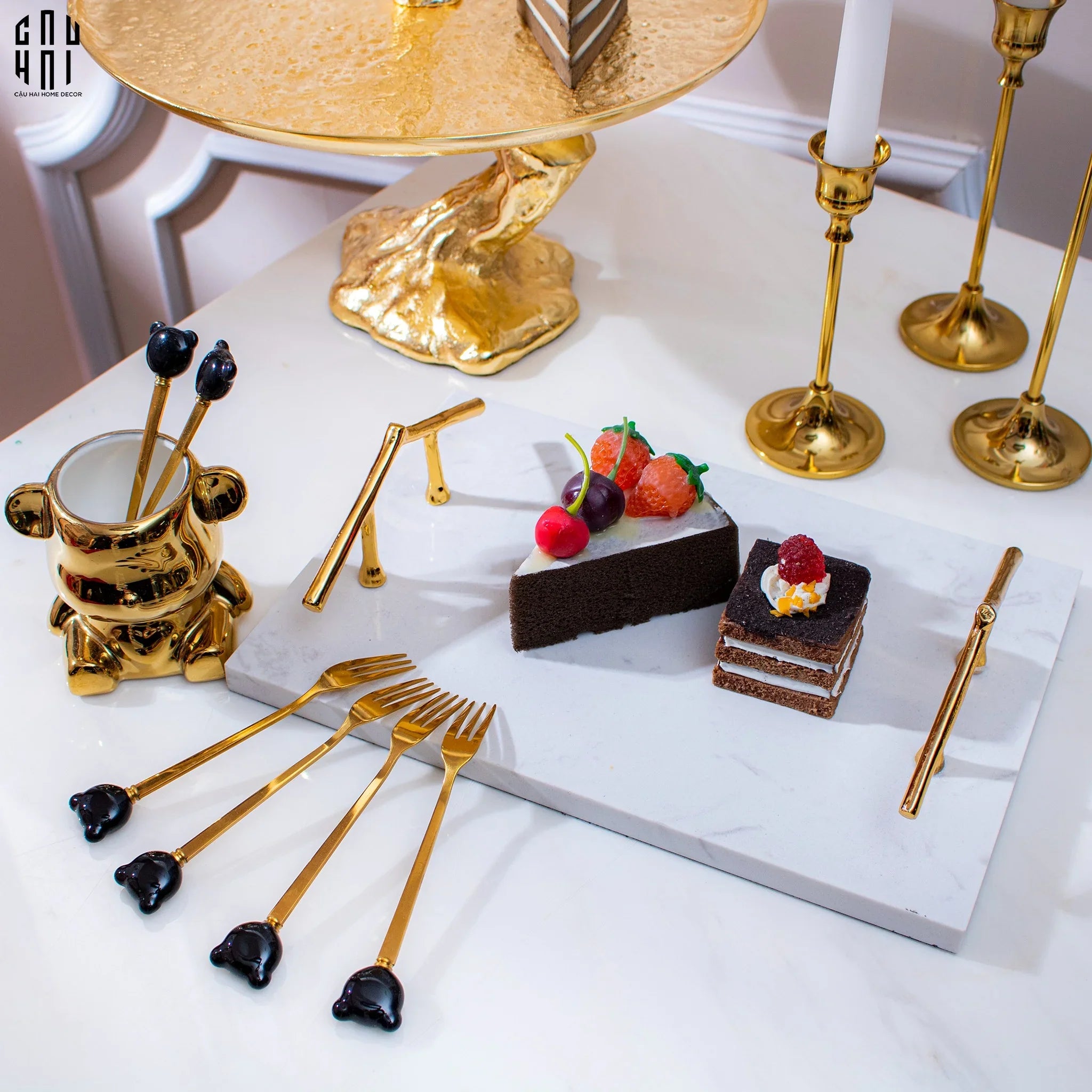 KHAY ĐÁ MARBLE ARROW SS25-CẬU HAI HOME DECOR