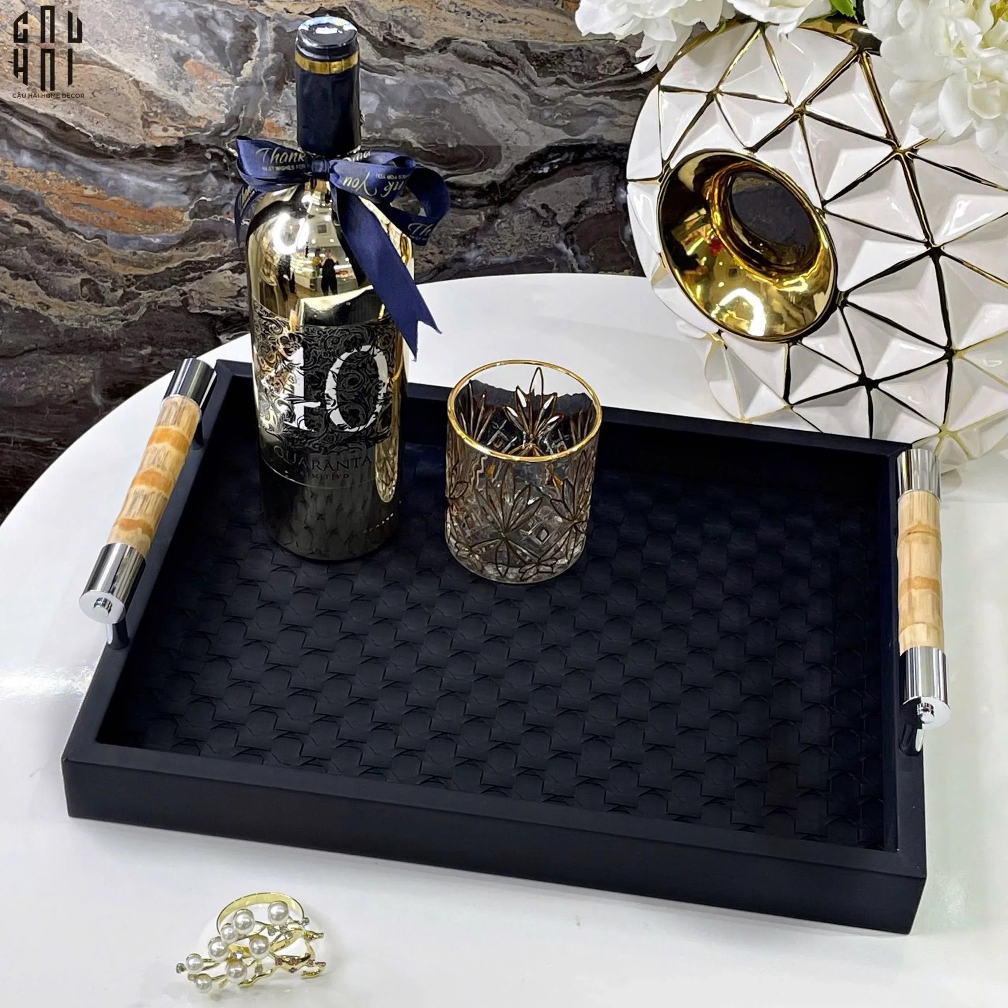 KHAY DA TRANG TRÍ LEATHER BLACK MORIUS TRAY SS25-CẬU HAI HOME DECOR