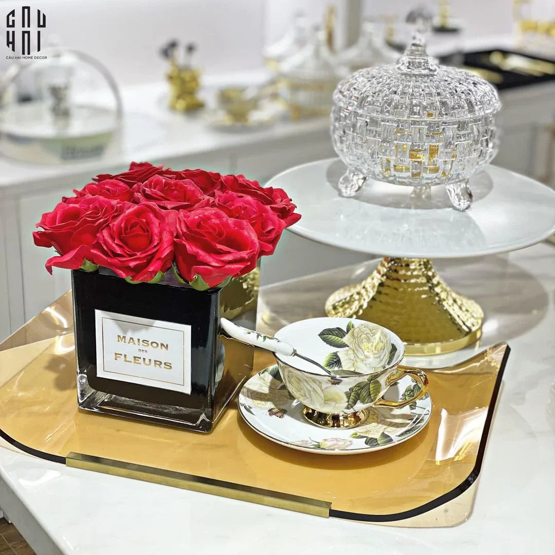 KHAY ACRYLIC AMBRE PURÉTÉ WAVY CONTOUR-CẬU HAI HOME DECOR