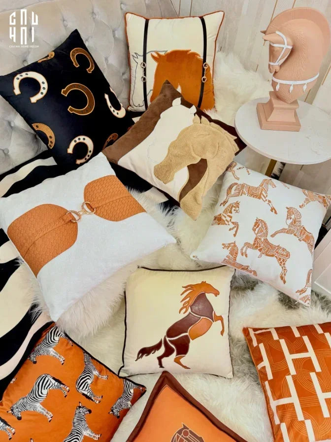 LES CUSSINS D’ÉLÉGANCE - VỎ GỐI NHUNG FORTUNE GALLOP-CẬU HAI HOME DECOR