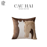 VỎ GỐI VICTORIOUS HORSE 45-CẬU HAI HOME DECOR