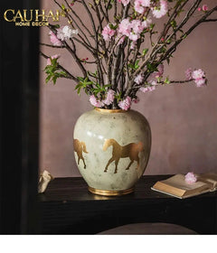 Maison Couture - Bình Hoa Gốm Sứ - Ngựa Dát Vàng Cheval Noble Ivoire Artisan Feuille D’Or Ceramic Vase H29-CẬU HAI HOME DECOR