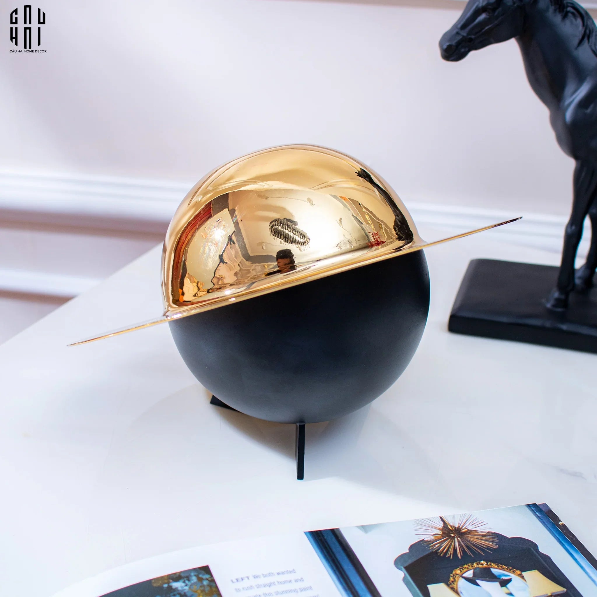 Maison Couture - Lọ Kẹo Golden Planet UFO Pop Art Decoratives Bonbonnière 15x22-CẬU HAI HOME DECOR