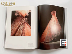 Maison Couture - Sách Fashion Runway D.O Atelier 226 pages 22.9x30.1-CẬU HAI HOME DECOR