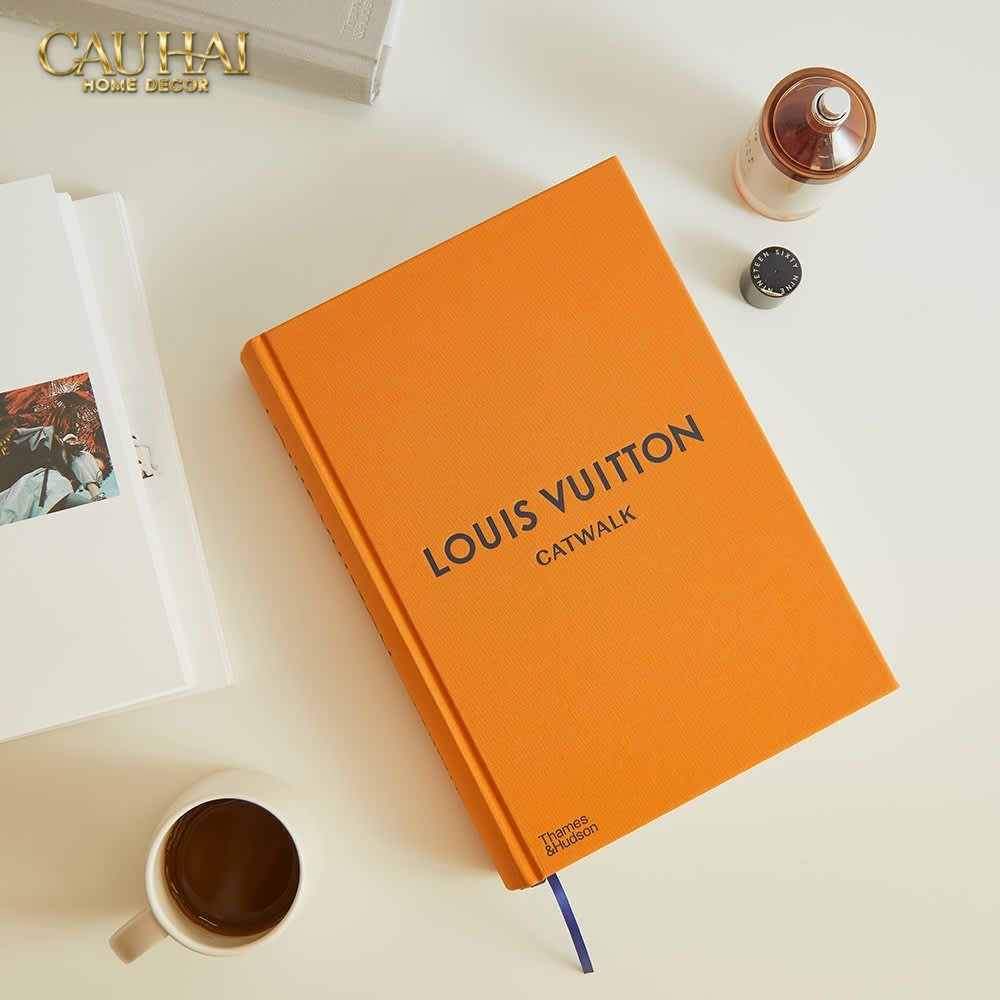 Maison Couture - Sách Louis Fashion Runway 20x28x6 632 pages-Sách Couture-Đối tác tại Trung Quốc theo từng đơn đặt hàng-CẬU HAI HOME DECOR