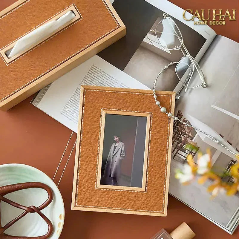 Maison Couture - Set 2 Khung Ảnh Gỗ Cadre Équestre en Cuir Cognac-KHUNG ẢNH-Đối tác tại Trung Quốc theo từng đơn đặt hàng-CẬU HAI HOME DECOR