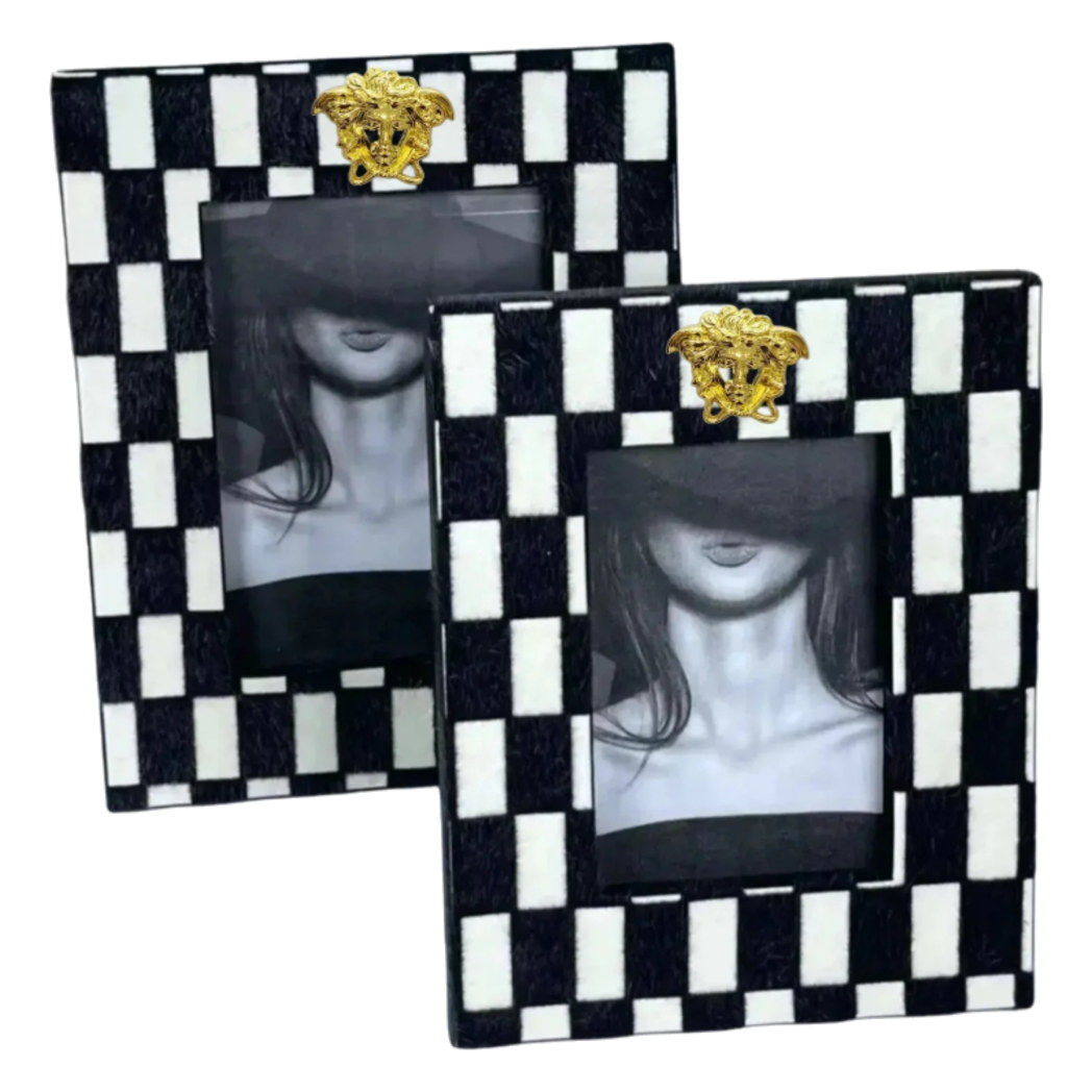 Maison Couture - Set 2 Khung Ảnh Mono Checker Rayé Medusa Limitée-KHUNG ẢNH-Đối tác tại Trung Quốc theo từng đơn đặt hàng-CẬU HAI HOME DECOR