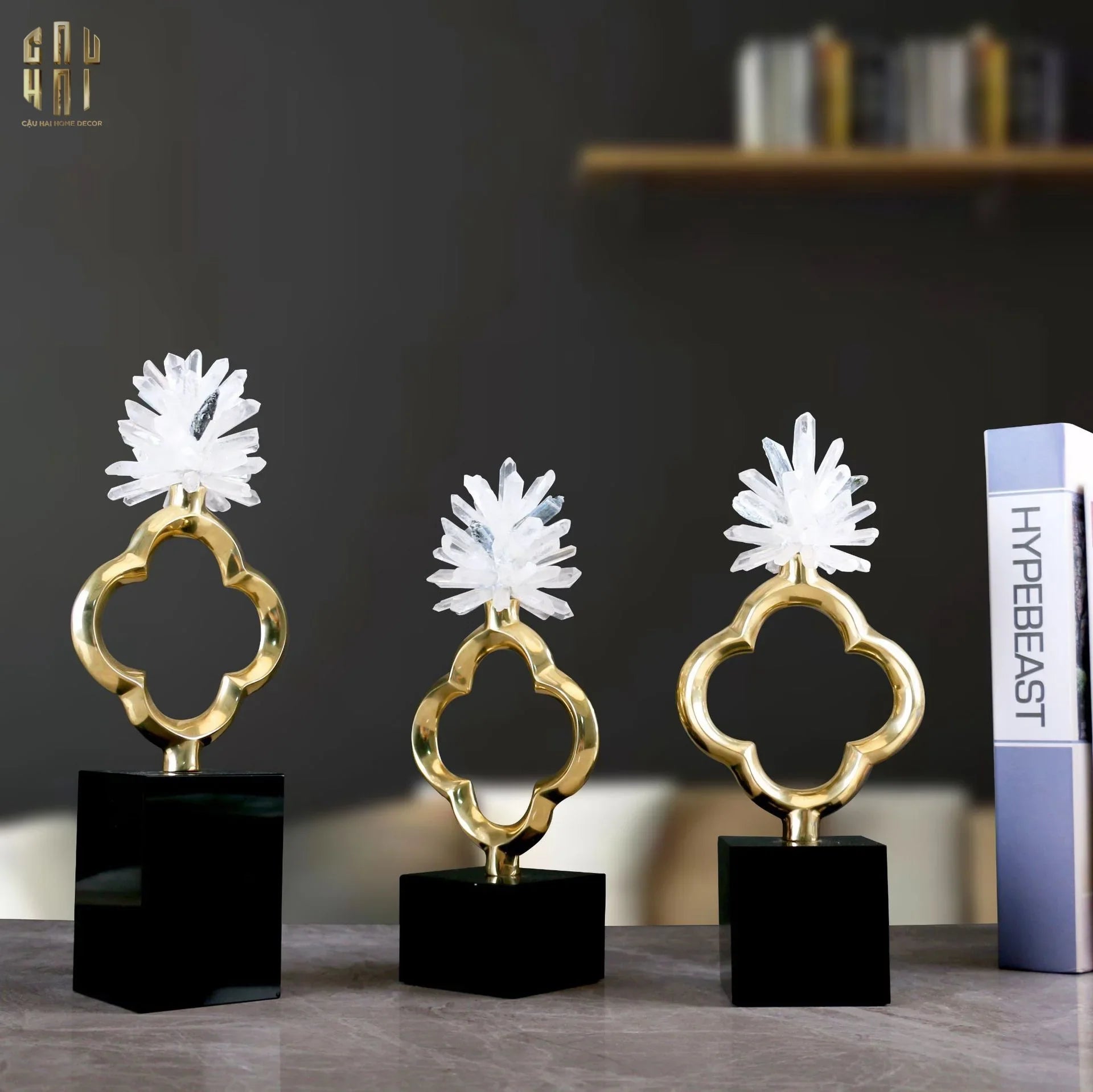 Maison Couture - Set 2 Tượng Hoa 4 Cánh Bằng Đồng Avalon Clover White Quartz 13x30-CẬU HAI HOME DECOR