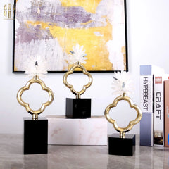 Maison Couture - Set 2 Tượng Hoa 4 Cánh Bằng Đồng Avalon Clover White Quartz 13x30-CẬU HAI HOME DECOR