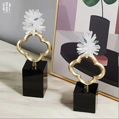 Maison Couture - Set 2 Tượng Hoa 4 Cánh Bằng Đồng Avalon Clover White Quartz 13x30-CẬU HAI HOME DECOR