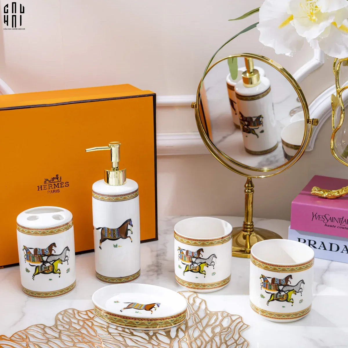 Maison Couture - Set Nhà Tắm 5 Món "Dây Cương Kỵ Sĩ H Class Tressé Harnais Équestre Bathroom Vanities-CẬU HAI HOME DECOR