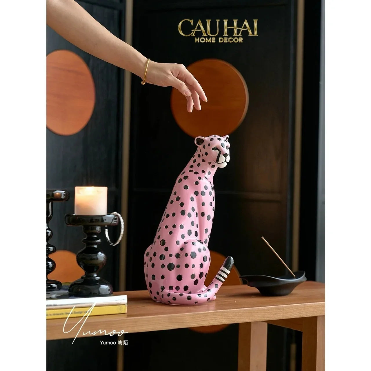 Maison Couture - Tượng Báo Hồng Gốm Sứ Pink Polka Leopard 22x32-CẬU HAI HOME DECOR