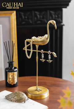 Maison Couture - Tượng Hạc Đồng Folie Flamingo Towels Hanging Bathroom Vanity H38-CẬU HAI HOME DECOR