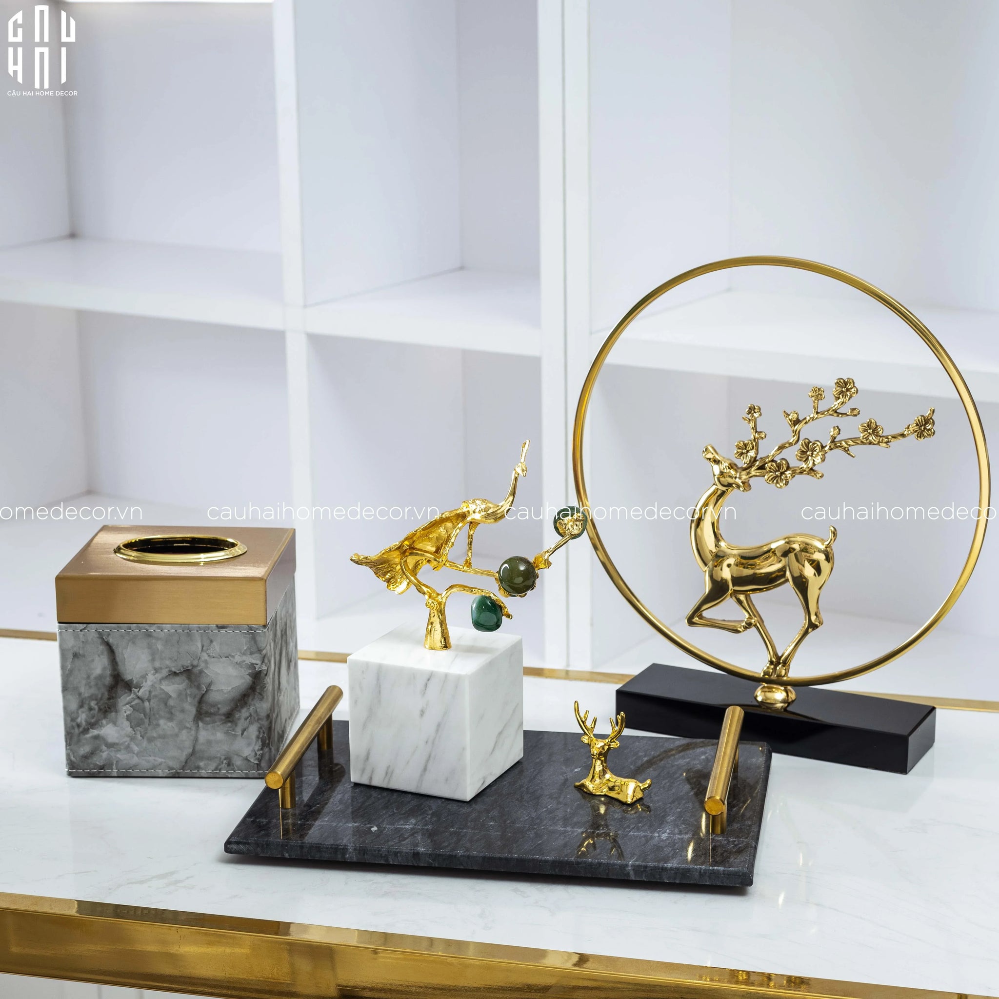 Maison Couture - Tượng Khổng Kim Tước Le Paon D'Or De L'Empereur 15x21-CẬU HAI HOME DECOR