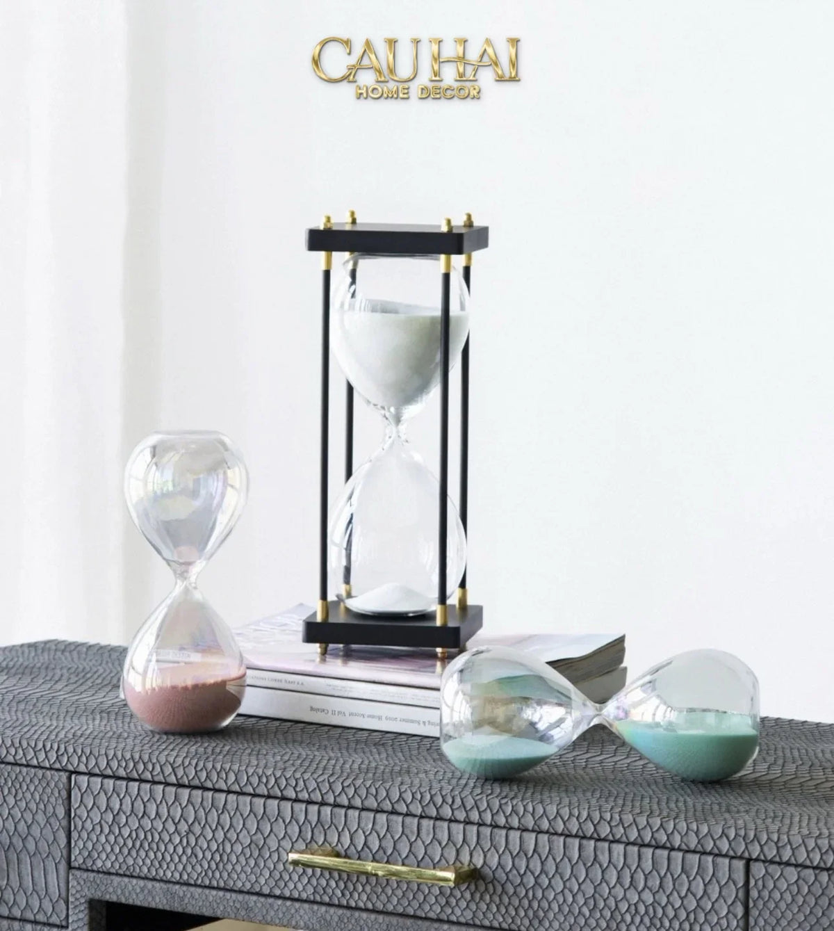 Maison Couture - Tượng Trang Trí Đồng Hồ Cát Cristalleries Lumière Acry Charcoal 30Mins D25-TƯỢNG TRANG TRÍ-CẬU HAI HOME DECOR-CẬU HAI HOME DECOR