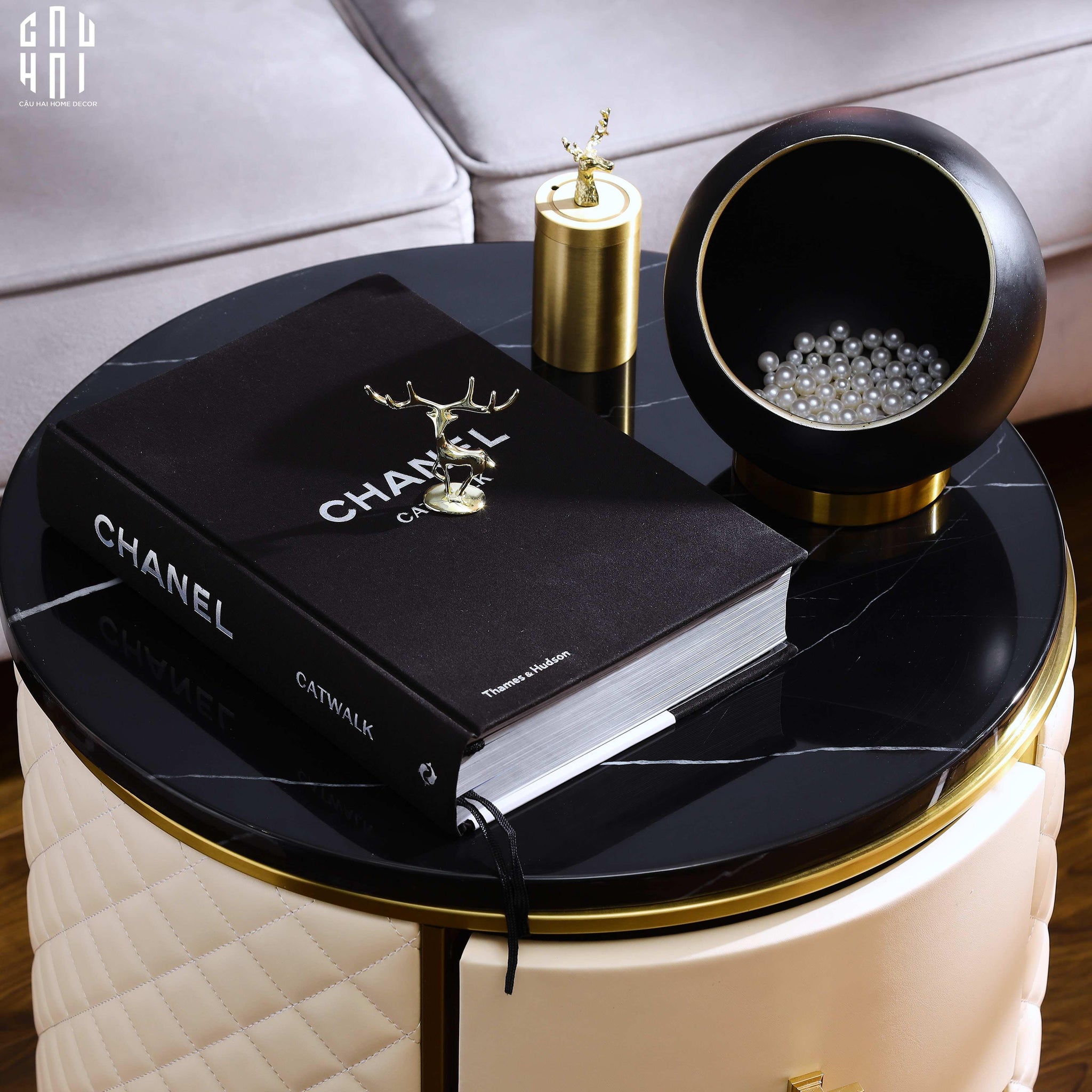 HOME COUTURE - SÁCH COCO CATWALK - FASHION RUNWAY BOOK-CẬU HAI HOME DECOR