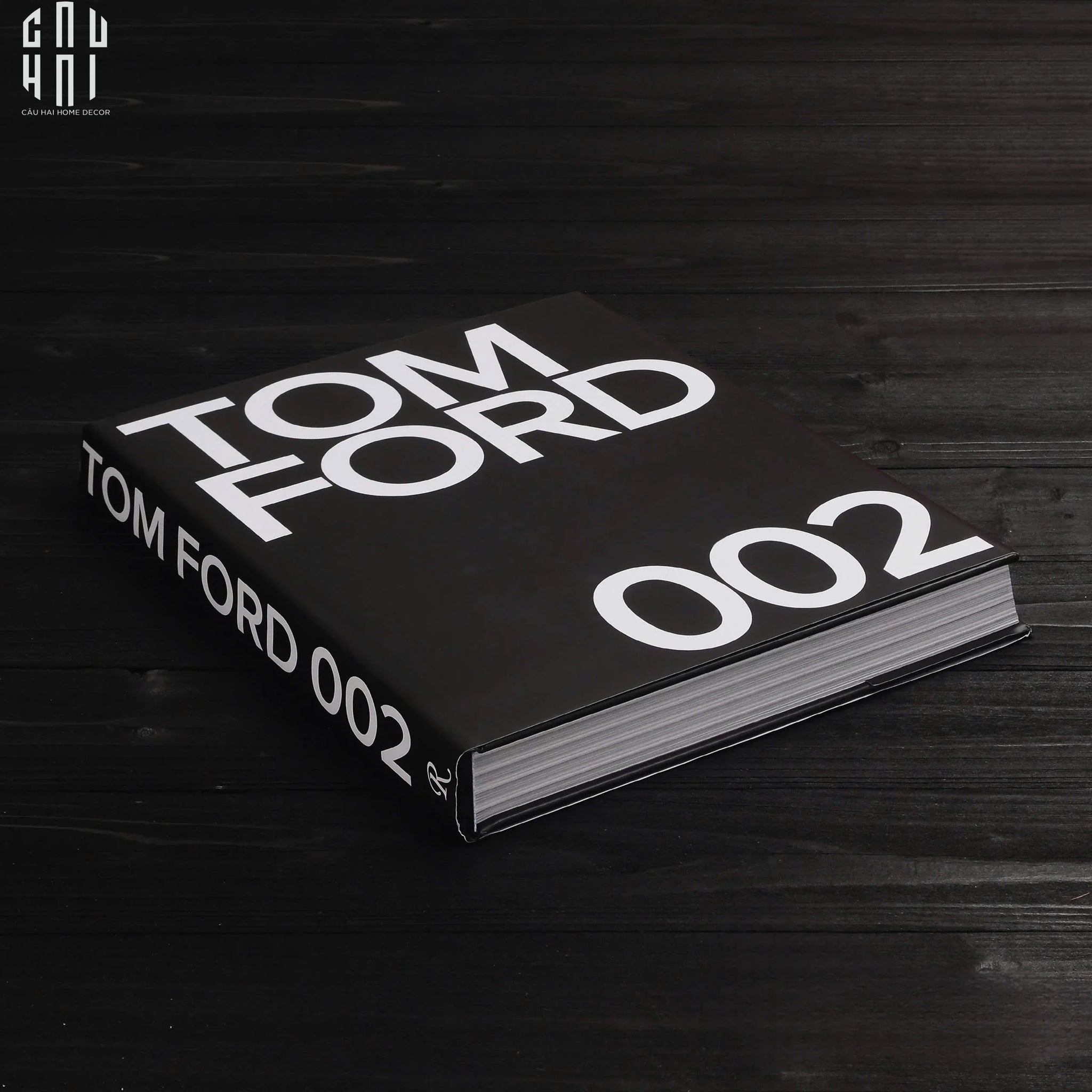 HOME COUTURE - SÁCH FASHION RUNWAY TOM FORD 002 - NOIR / BLANC - CẬU HAI HOME DECOR