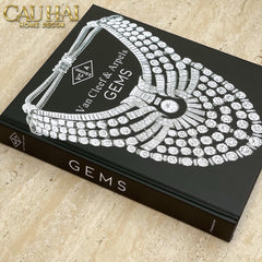 Sách Fashion Runway Van Cleef & Arpels Gems. 24.5x29.5x3.5-SÁCH TRANG TRÍ-CẬU HAI HOME DECOR