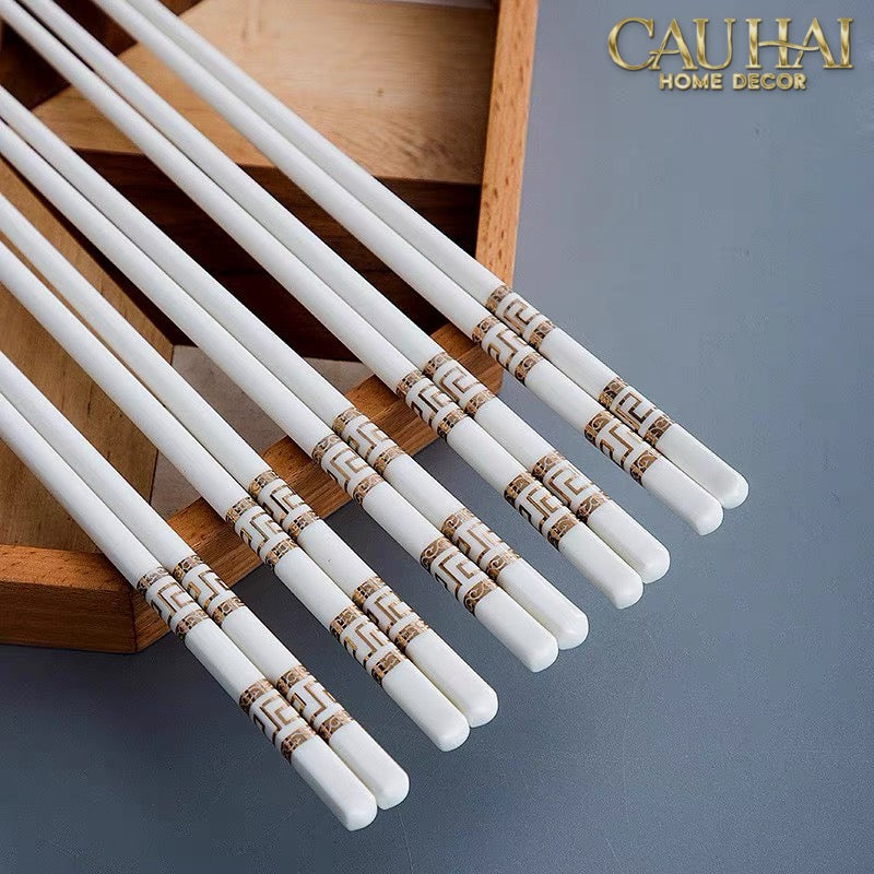 Set 10 Đôi Đũa Sứ V Class White Gold Greek Key Atélier Porcelain Chopsticks-CẬU HAI HOME DECOR