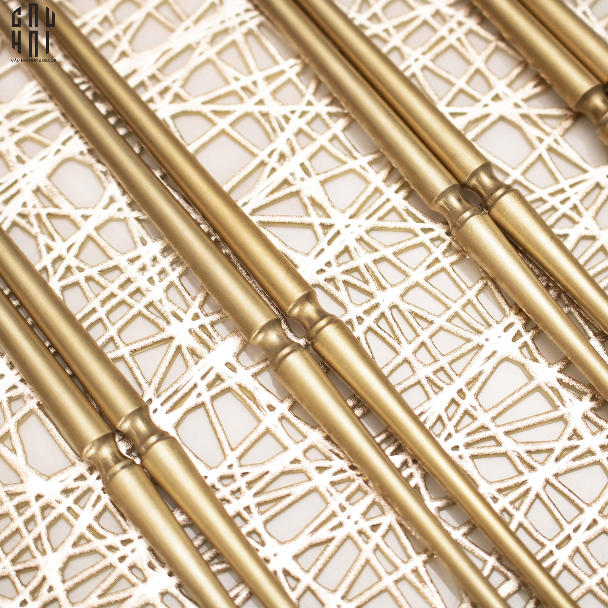 Set 4 Đôi Đũa Arthur - Arthur Matte Gold Chopsticks Set 4Pcs ( Blur )-CẬU HAI HOME DECOR