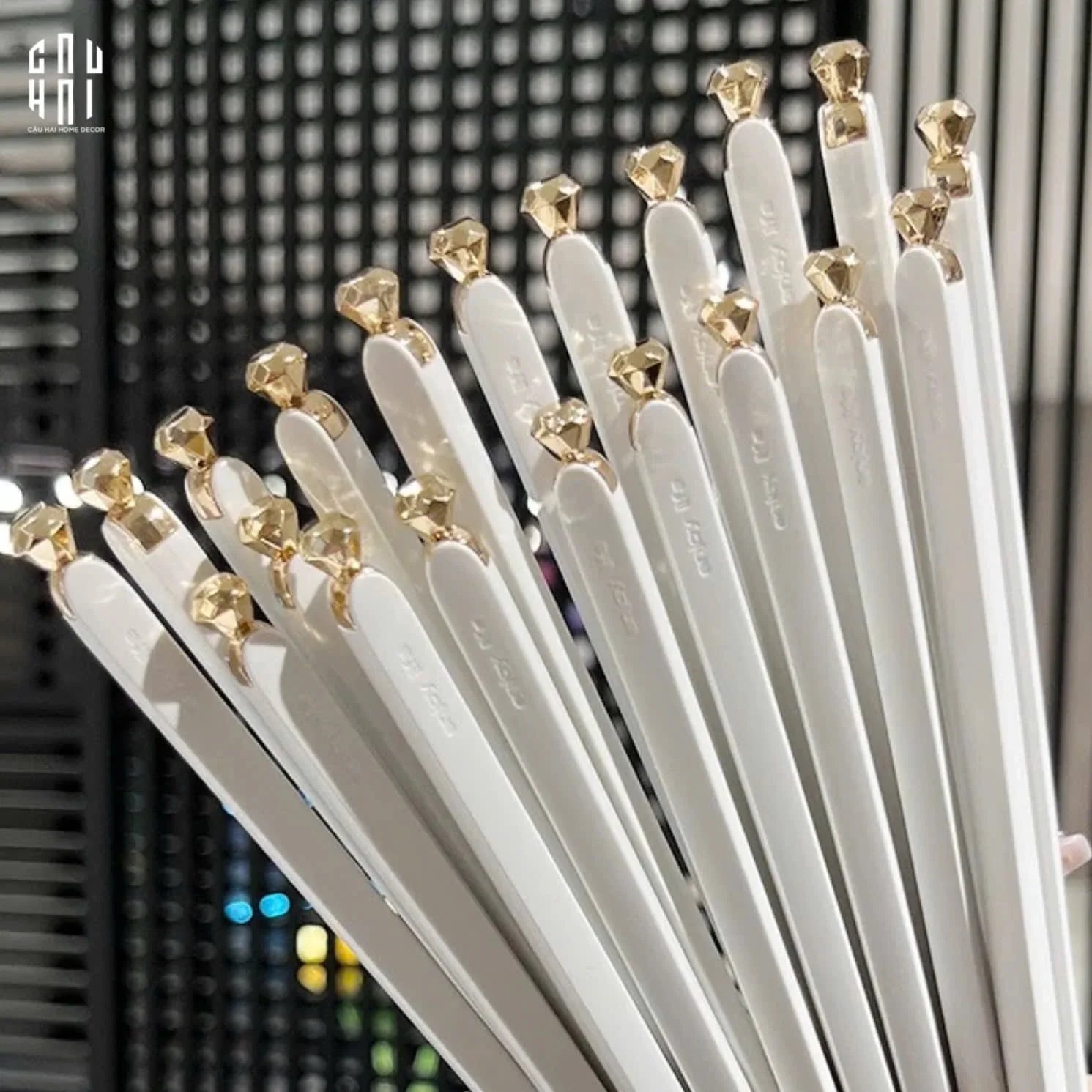 Set 5 Đôi Đũa Sợi Thuỷ Tinh - Diamond Gold Antibacterial Chopsticks 24cm-CẬU HAI HOME DECOR