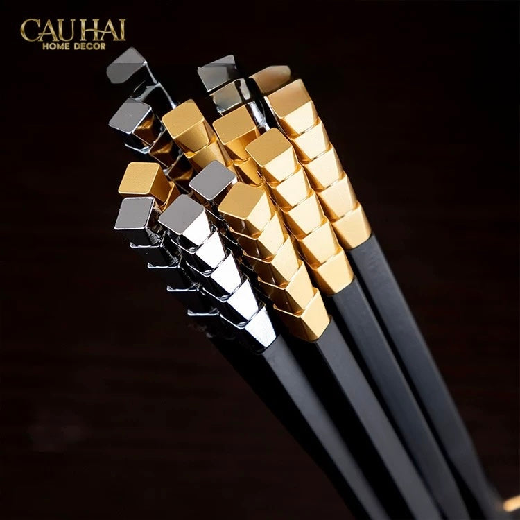 Set 5 Đôi Đũa Sợi Thuỷ Tinh - Facetté Gold Chopsticks 27cm-Dinner Cutlery Set Dao Muỗng Nĩa-Đối tác tại Trung Quốc theo từng đơn đặt hàng-CẬU HAI HOME DECOR