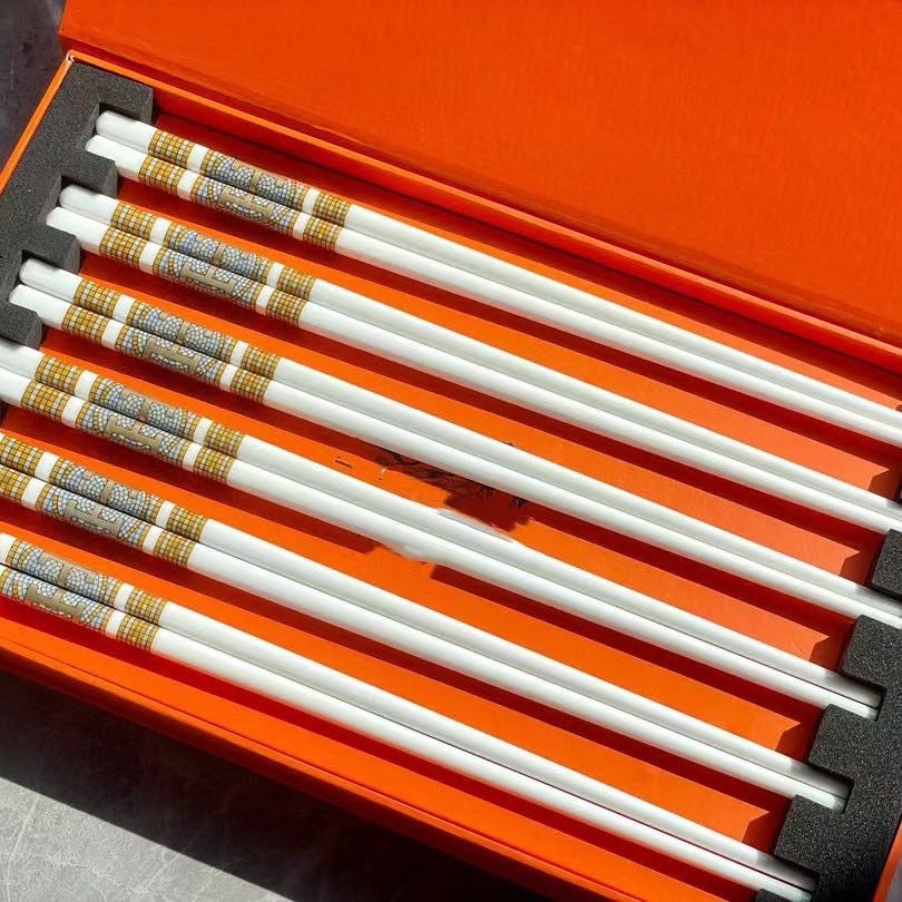 Set 6 Đôi Đũa Sứ H Class Signature H Mosaique Couture Ceramic Chopsticks Set-Dinner Cutlery Set Dao Muỗng Nĩa-Đối tác tại Trung Quốc theo từng đơn đặt hàng-CẬU HAI HOME DECOR