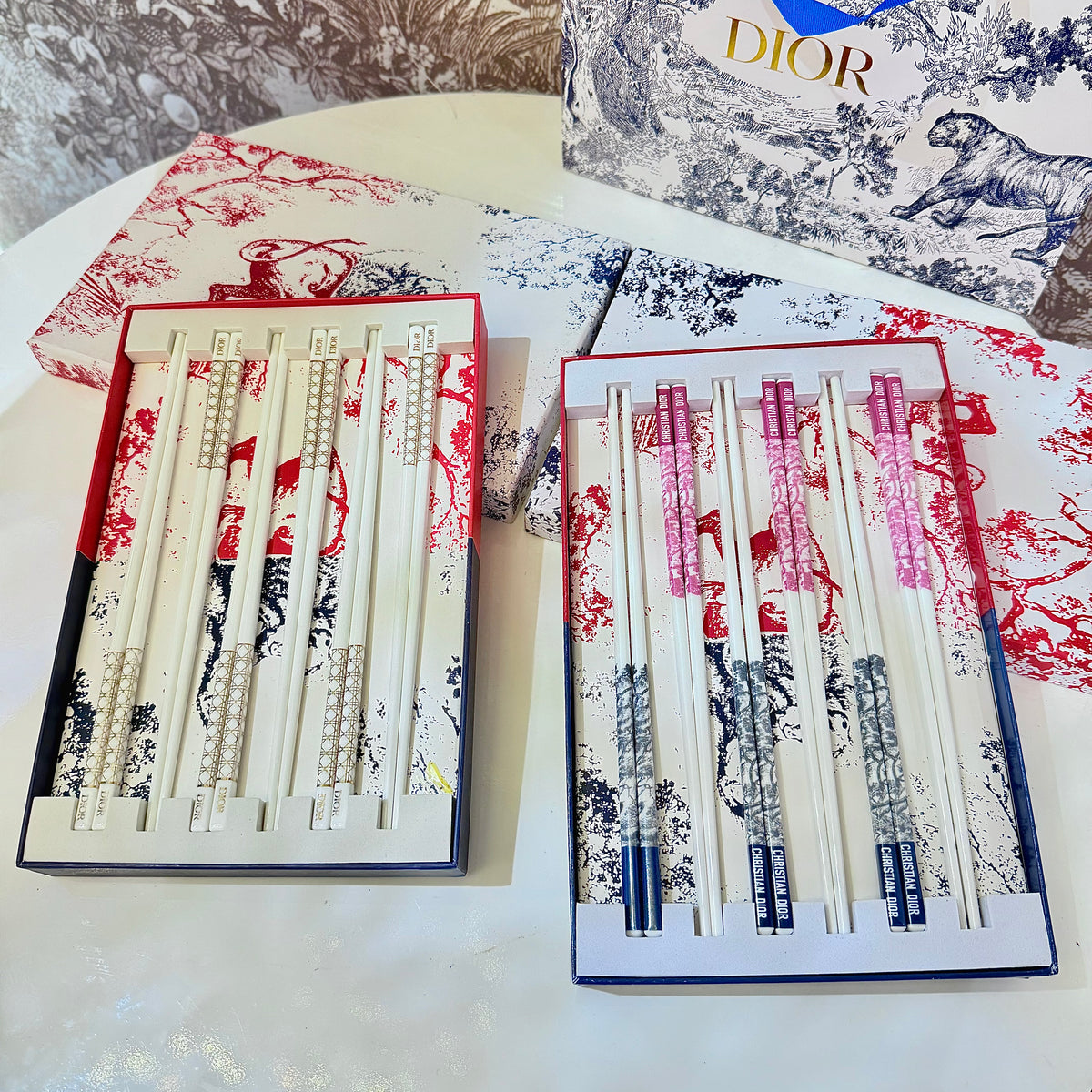 Set 6 Đôi Đũa Sứ Maxi Cannage Couture Ceramic Chopsticks Set-Dinner Cutlery Set Dao Muỗng Nĩa-Đối tác tại Trung Quốc theo từng đơn đặt hàng-CẬU HAI HOME DECOR