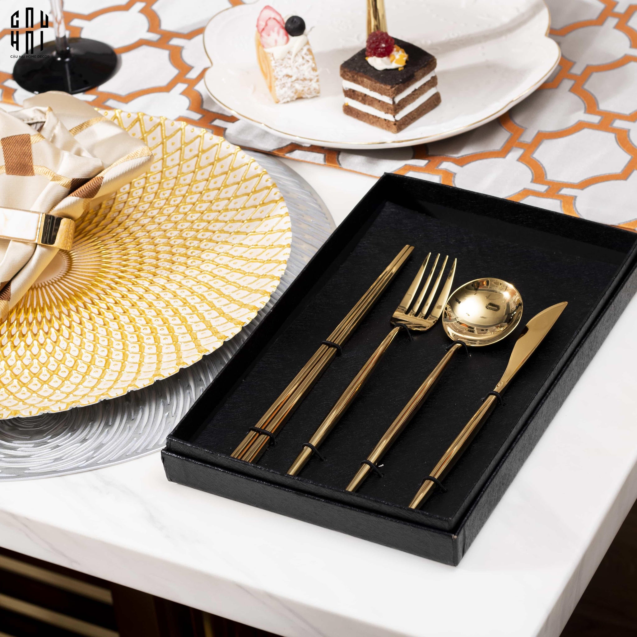 SET DAO NĨA GOLDEN 4PCS - CUTLERY GOLDEN 4PCS - CẬU HAI HOME DECOR