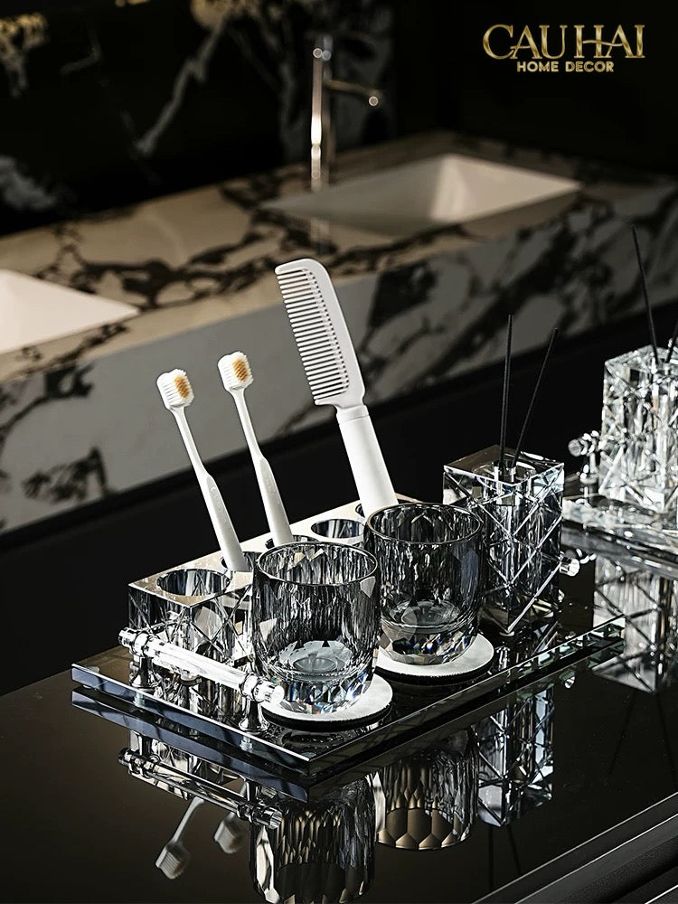Set Nhà Tắm Pha Lê Pure Cristalleries Cannage Facetté Bathroom Vanity Sets Lọ Bàn Chải 5 Slots-PHỤ KIỆN NHÀ TẮM-CẬU HAI HOME DECOR-CẬU HAI HOME DECOR
