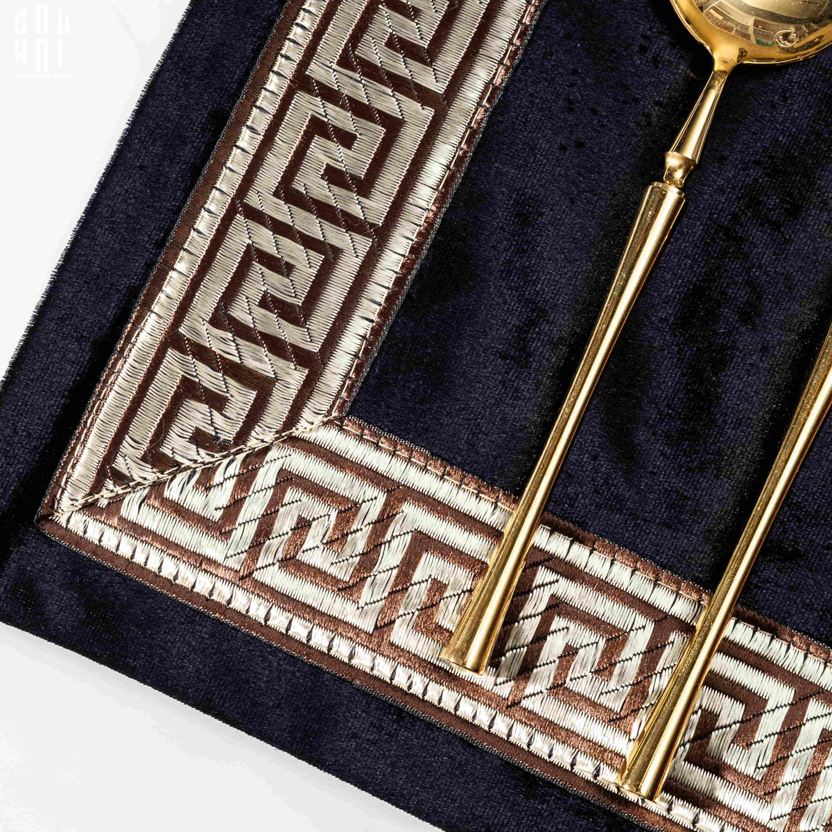 Tấm Lót Nhung Crochet - Velvet Placemat Crochet Noir-TẤM LÓT BÀN ĂN-Đối tác tại Trung Quốc theo từng đơn đặt hàng-CẬU HAI HOME DECOR