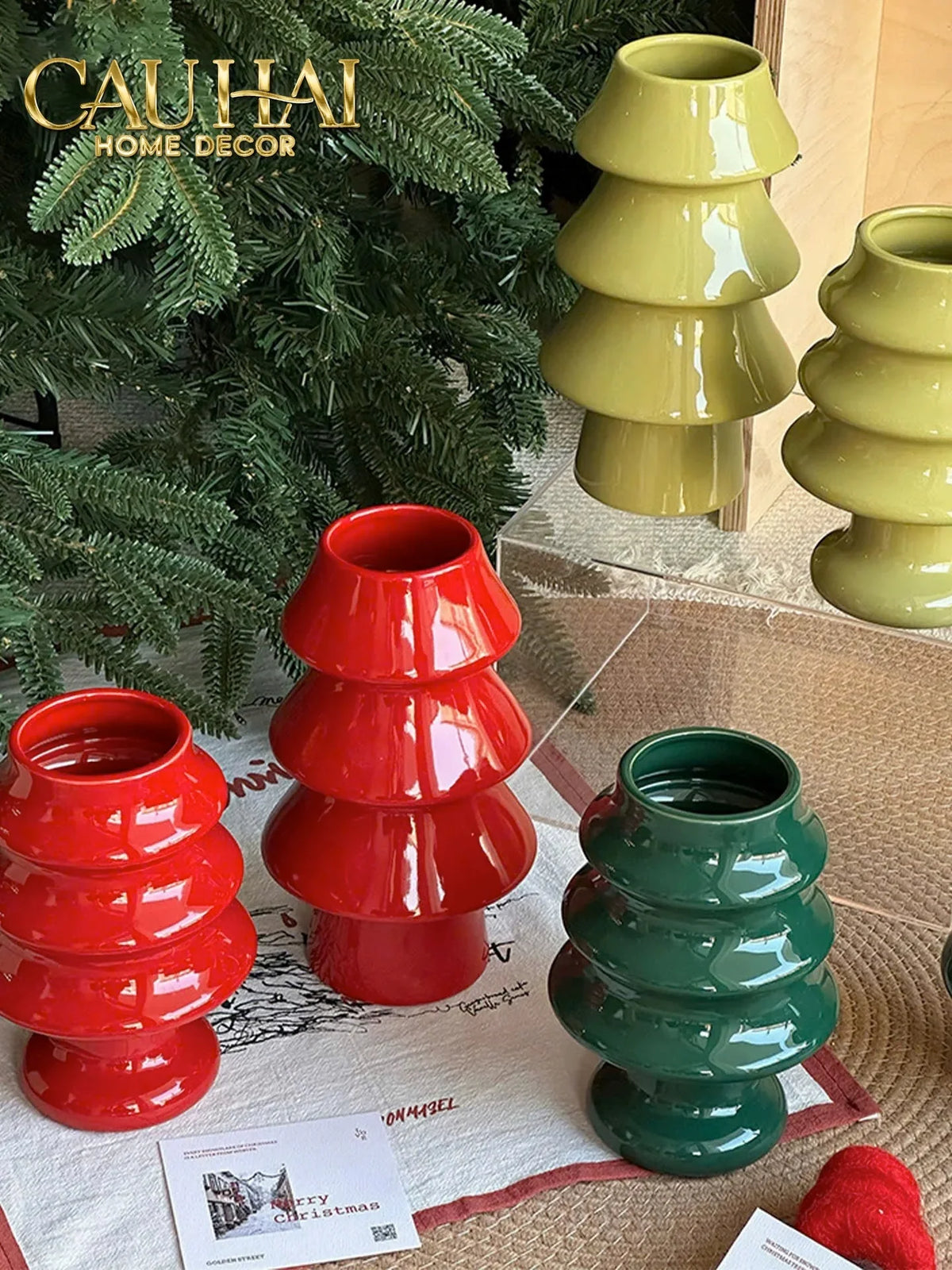 Tết Couture - Bình Hoa Christmas Mistletoe Pine Tree Vase Up-BÌNH HOA-Đối tác tại Trung Quốc theo từng đơn đặt hàng-CẬU HAI HOME DECOR
